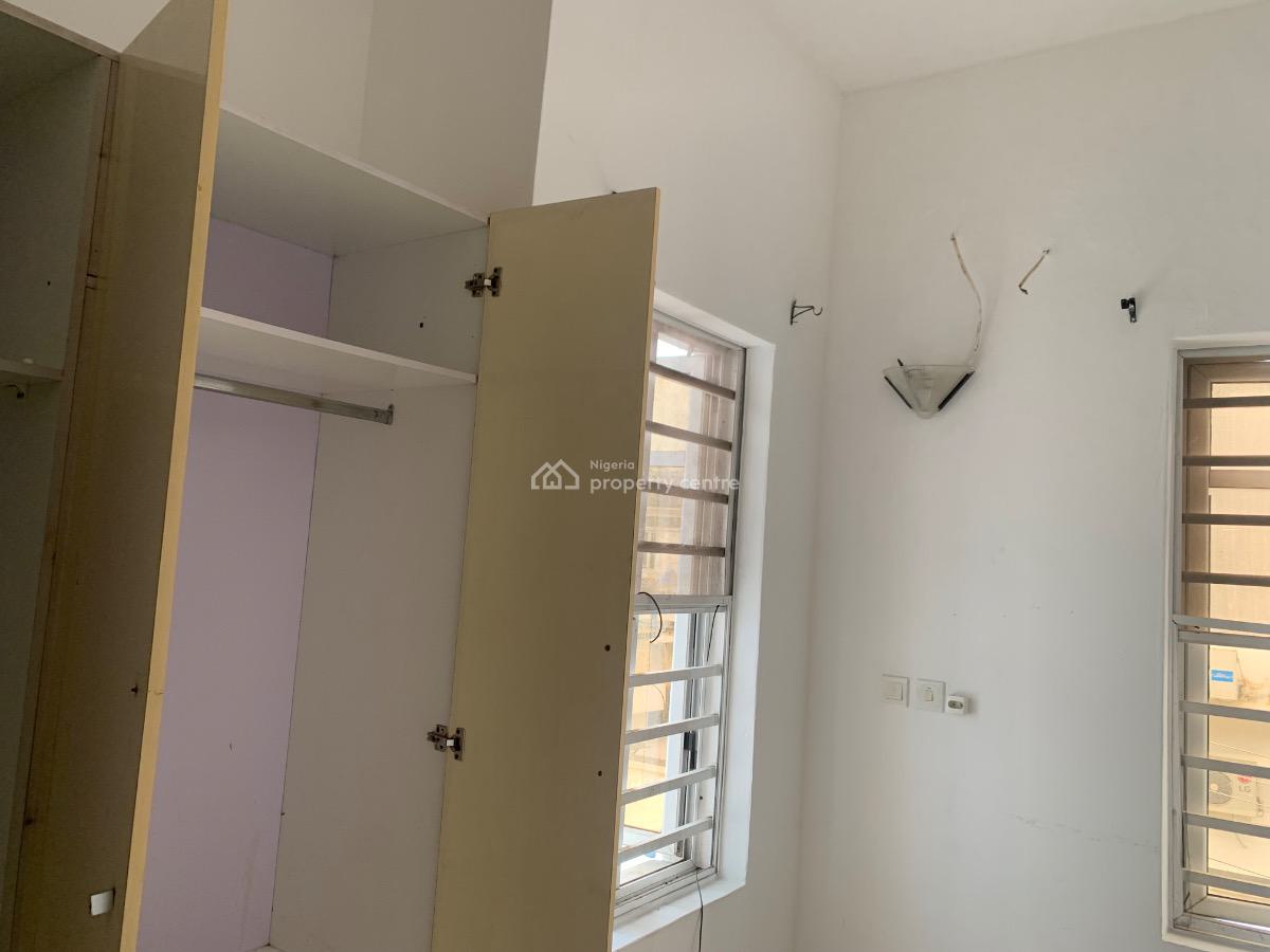 Shared Apartment, Ikota Royal View Estate, Lekki, Lagos, Self Contain (single Rooms) for Rent