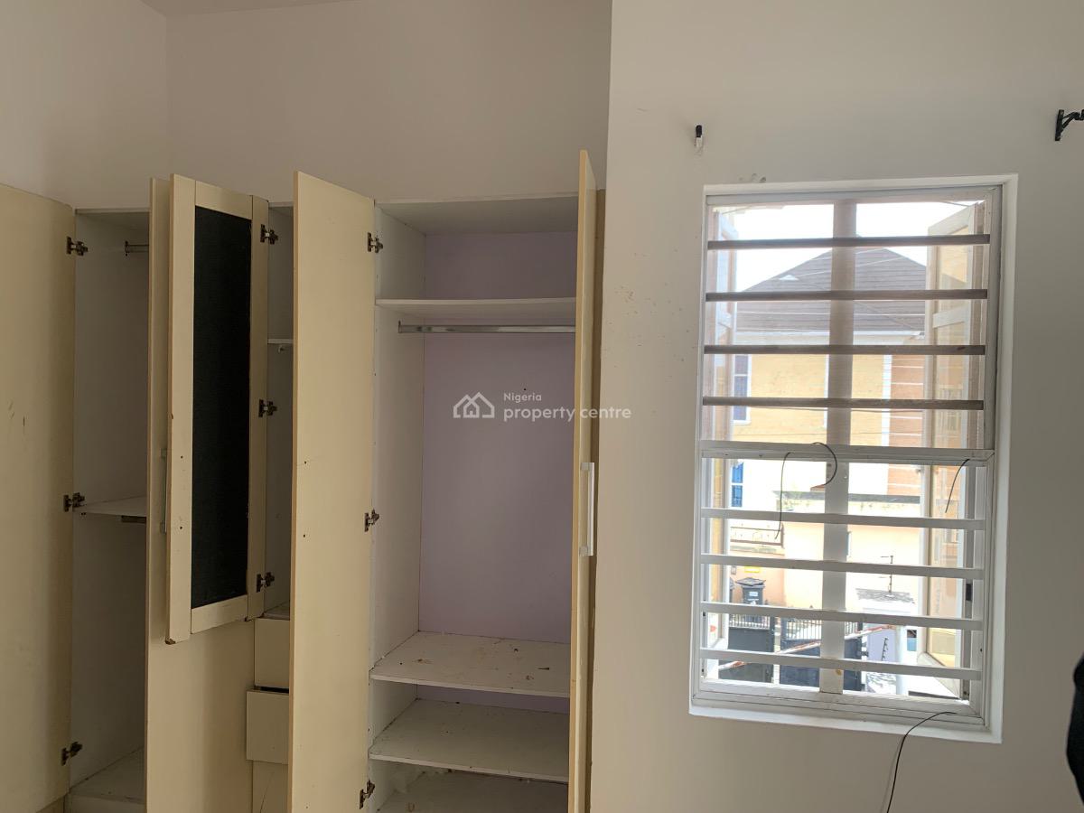 Shared Apartment, Ikota Royal View Estate, Lekki, Lagos, Self Contain (single Rooms) for Rent