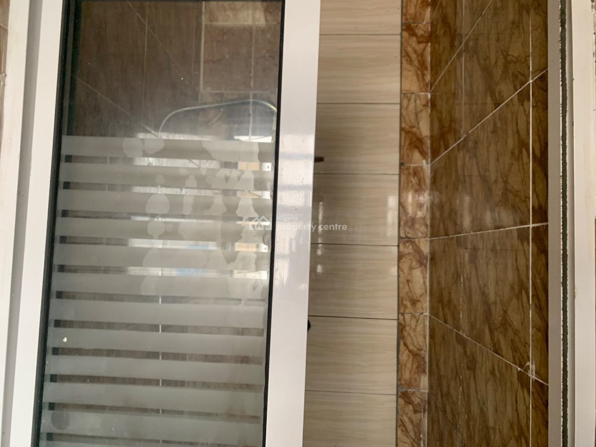 Shared Apartment, Ikota Royal View Estate, Lekki, Lagos, Self Contain (single Rooms) for Rent