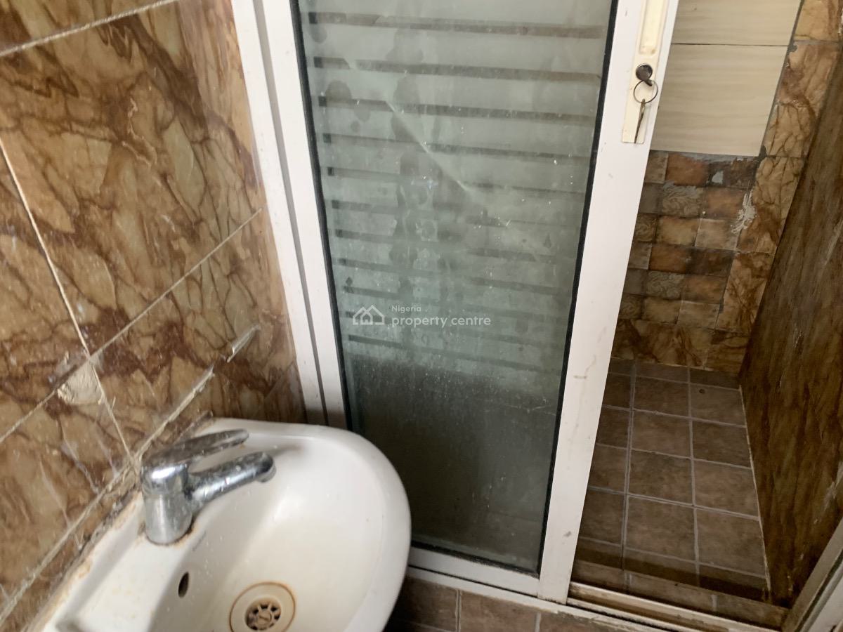 Shared Apartment, Ikota Royal View Estate, Lekki, Lagos, Self Contain (single Rooms) for Rent