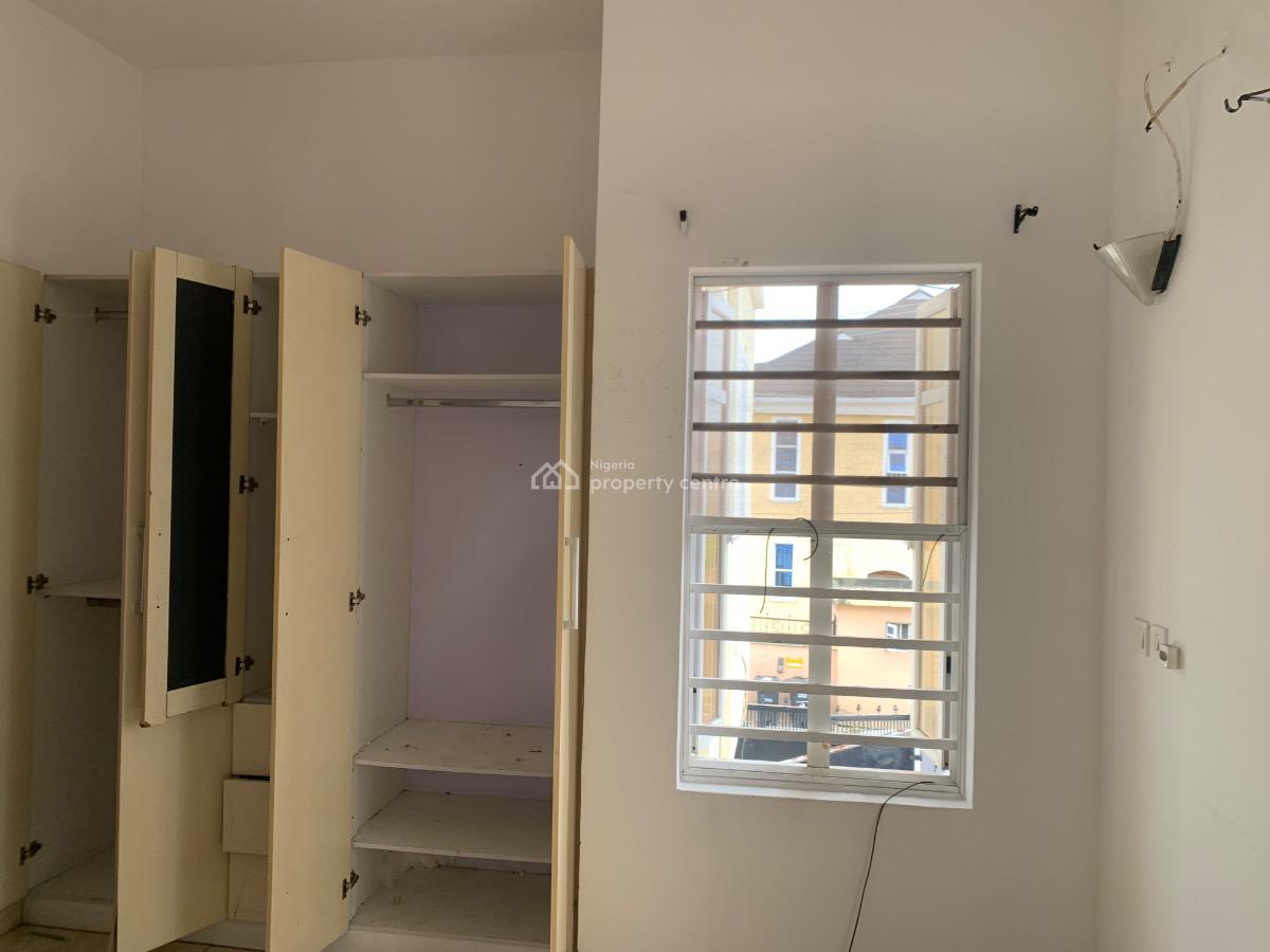 Shared Apartment, Ikota Royal View Estate, Lekki, Lagos, Self Contain (single Rooms) for Rent