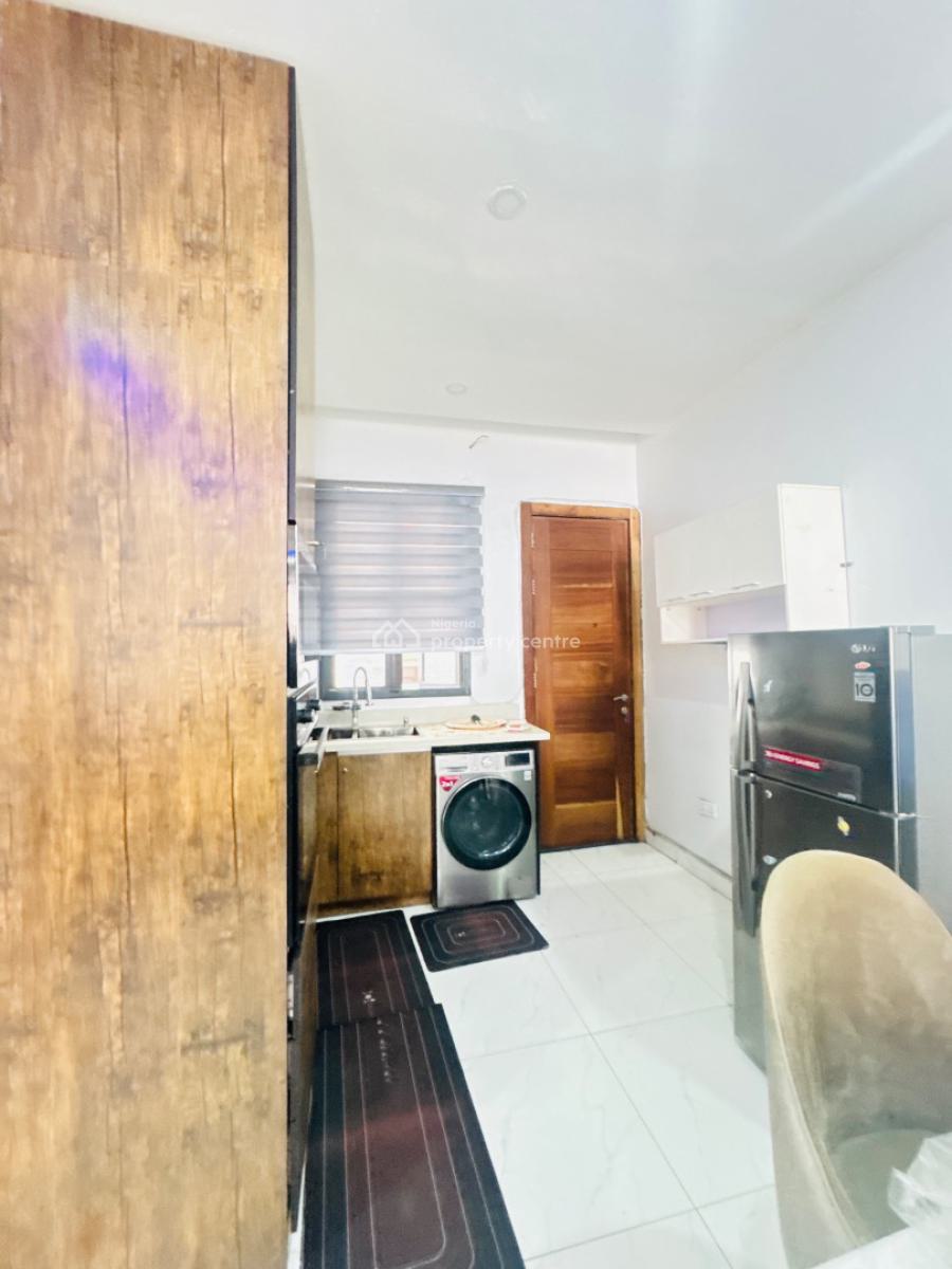Furnished Two Bedroom Apartment Available, Agungi Lekki, Lekki Phase 2, Lekki, Lagos, Flat / Apartment for Rent