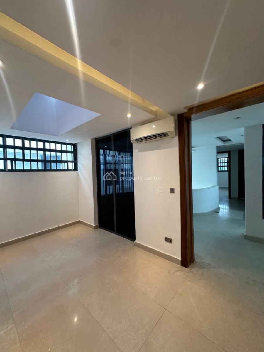 Luxury 6 Bedroom Detached House with 2 Rooms Bq, Ikoyi, Lagos, Detached Duplex for Sale