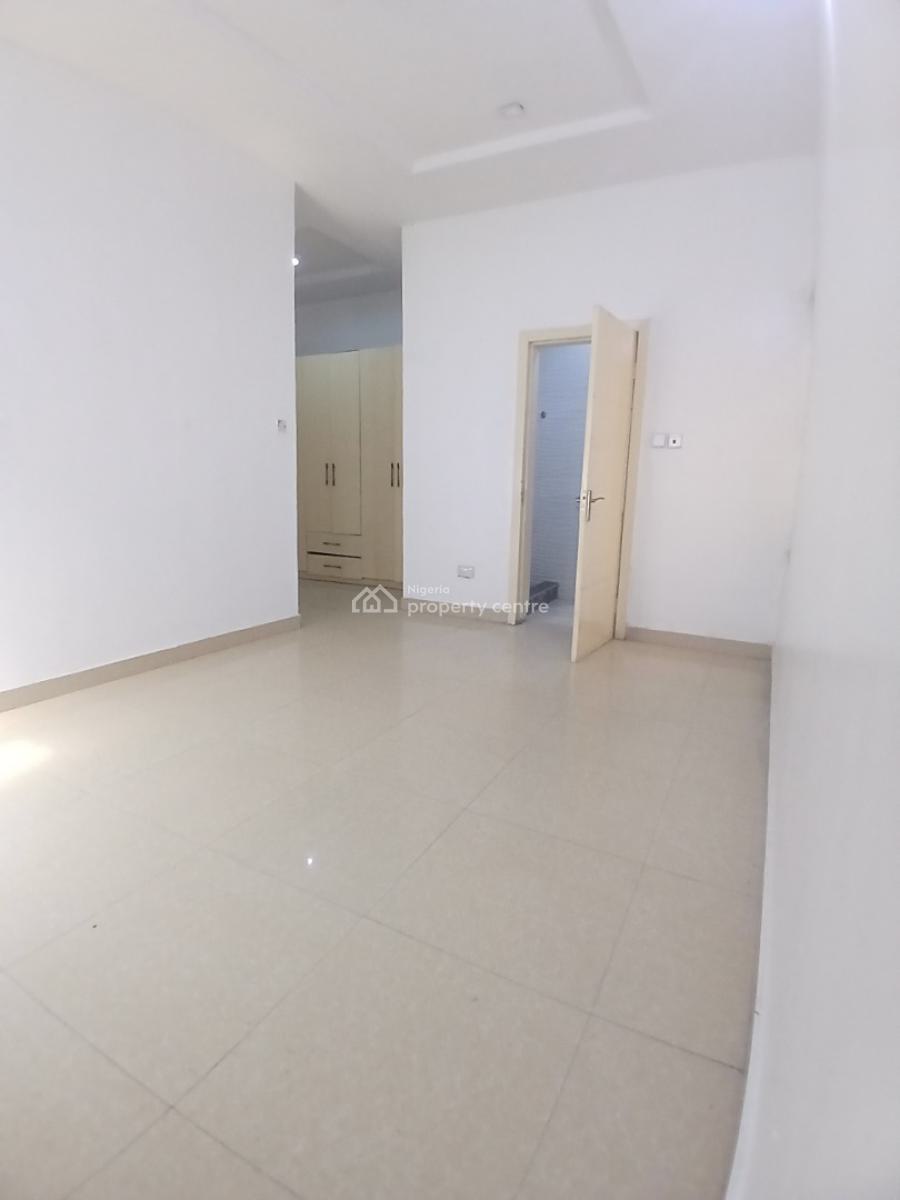 Neatly Maintained 4 Bedroom Semi-detached Duplex with a Room Bq, Chevy View Estate, Lekki, Lagos, Semi-detached Duplex for Rent