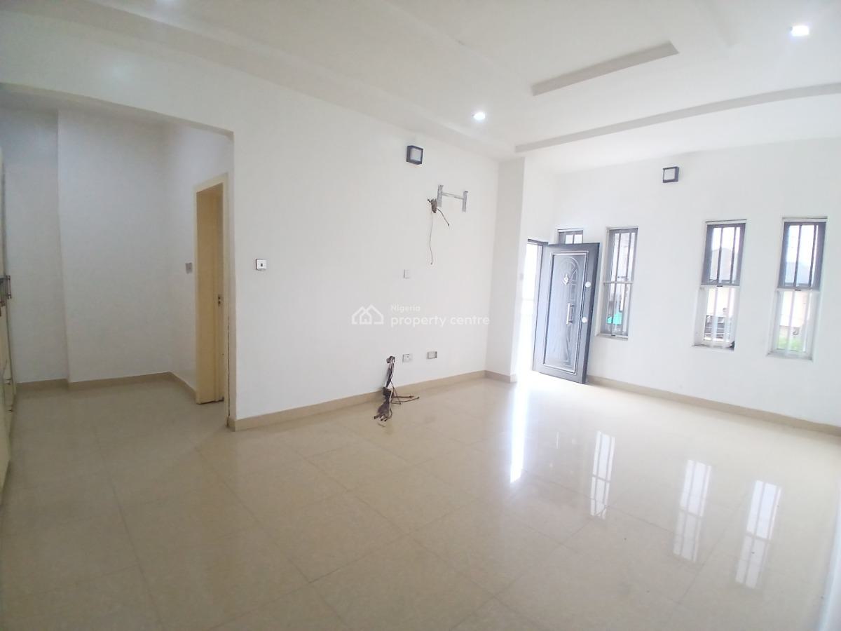 Neatly Maintained 4 Bedroom Semi-detached Duplex with a Room Bq, Chevy View Estate, Lekki, Lagos, Semi-detached Duplex for Rent