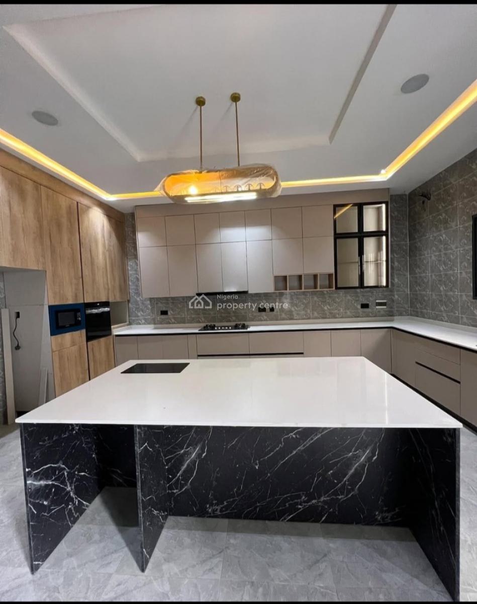 Luxury 6bedrooms Detached Duplex, Guzape, Guzape District, Abuja, Detached Duplex for Sale