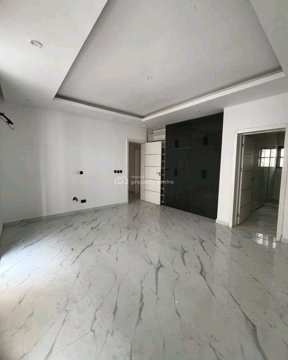 600m Ngn. 4 Bedroom Terrace with Bq in Oniru, Victoria Island.  List, Oniru, Victoria Island (vi), Lagos, House for Sale