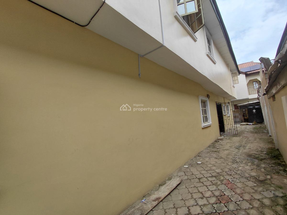 Office Space- Mini Flat in Prime Location, Lekki Phase 1, Lekki, Lagos, Mini Flat (room and Parlour) for Rent