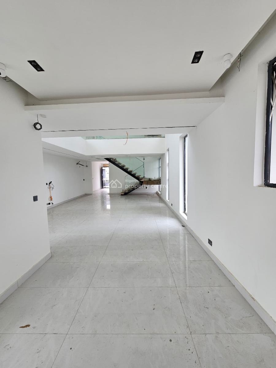 Breathtaking 5 Bedroom Detached Duplex and in a Secured Estate, Osapa, Lekki, Lagos, Detached Duplex for Sale