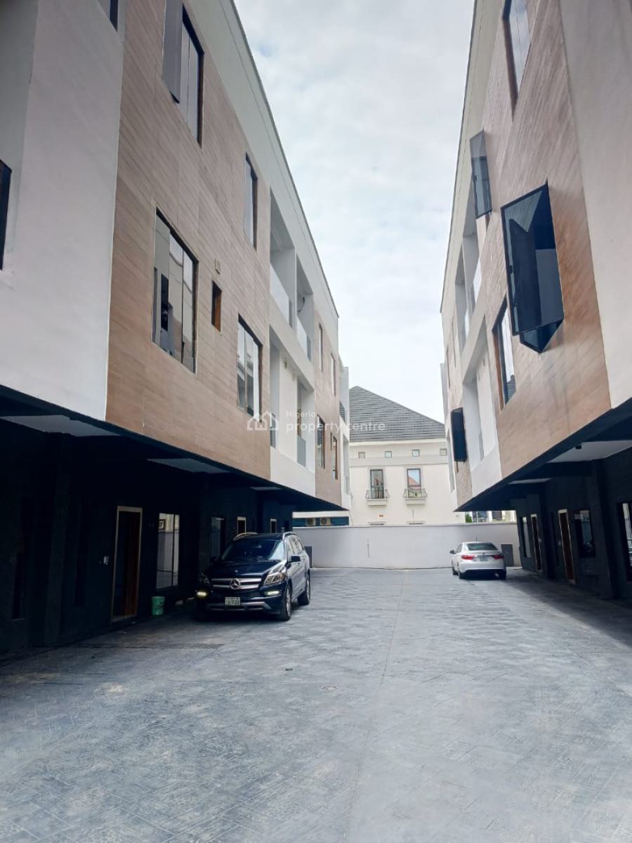 Newly Built Fully Service 4bedroom Terrace at Lekki Phase 1, Lekki Phase 1, Lekki Phase 1, Lekki, Lagos, Terraced Duplex for Sale