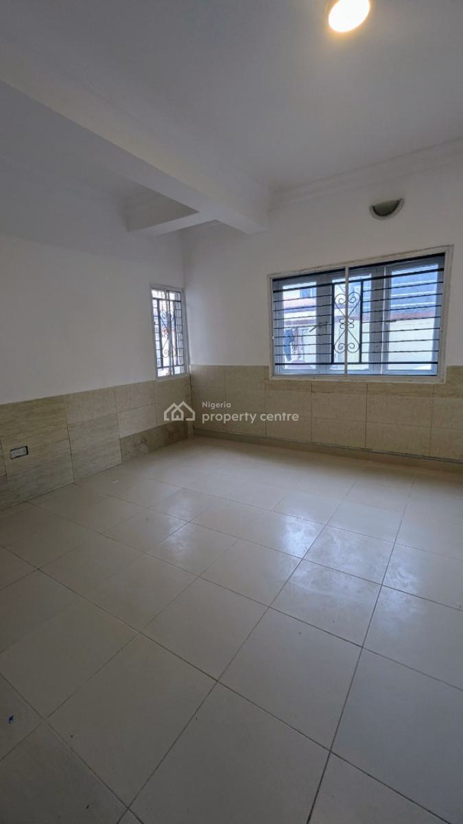 1-bedroom Mini Flat in an Estate (negotiable), Oniru, Victoria Island (vi), Lagos, Mini Flat (room and Parlour) for Rent
