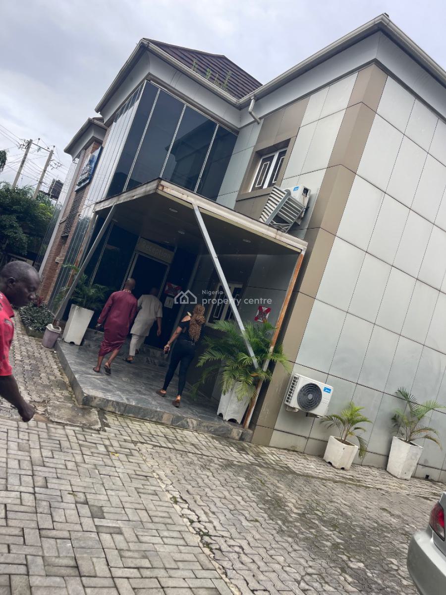 a Very Functional of 20 Rooms Hotel at at Gwarimpa Estate Fct Abj Nig, Gwarimpa Estate,fct Abuja Nigeria, Gwarinpa, Abuja, Hotel / Guest House for Sale