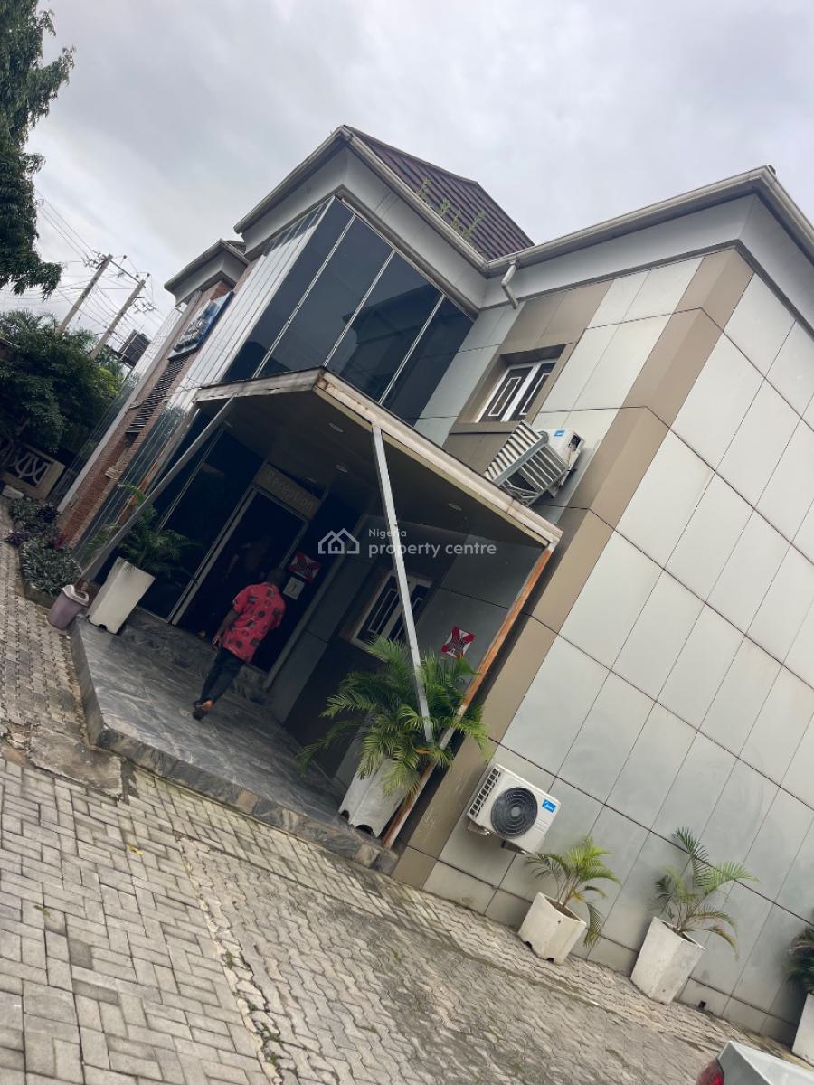 a Very Functional of 20 Rooms Hotel at at Gwarimpa Estate Fct Abj Nig, Gwarimpa Estate,fct Abuja Nigeria, Gwarinpa, Abuja, Hotel / Guest House for Sale