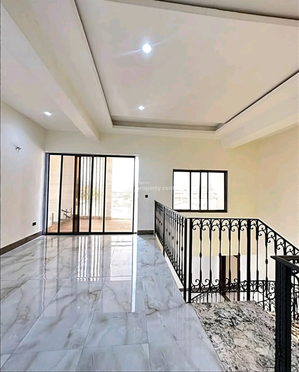 Massive Double Floor 5 Bedroom Penthouse in Old Ikoyi  N3.5b  5 Bedro, Ikoyi, Lagos, House for Sale