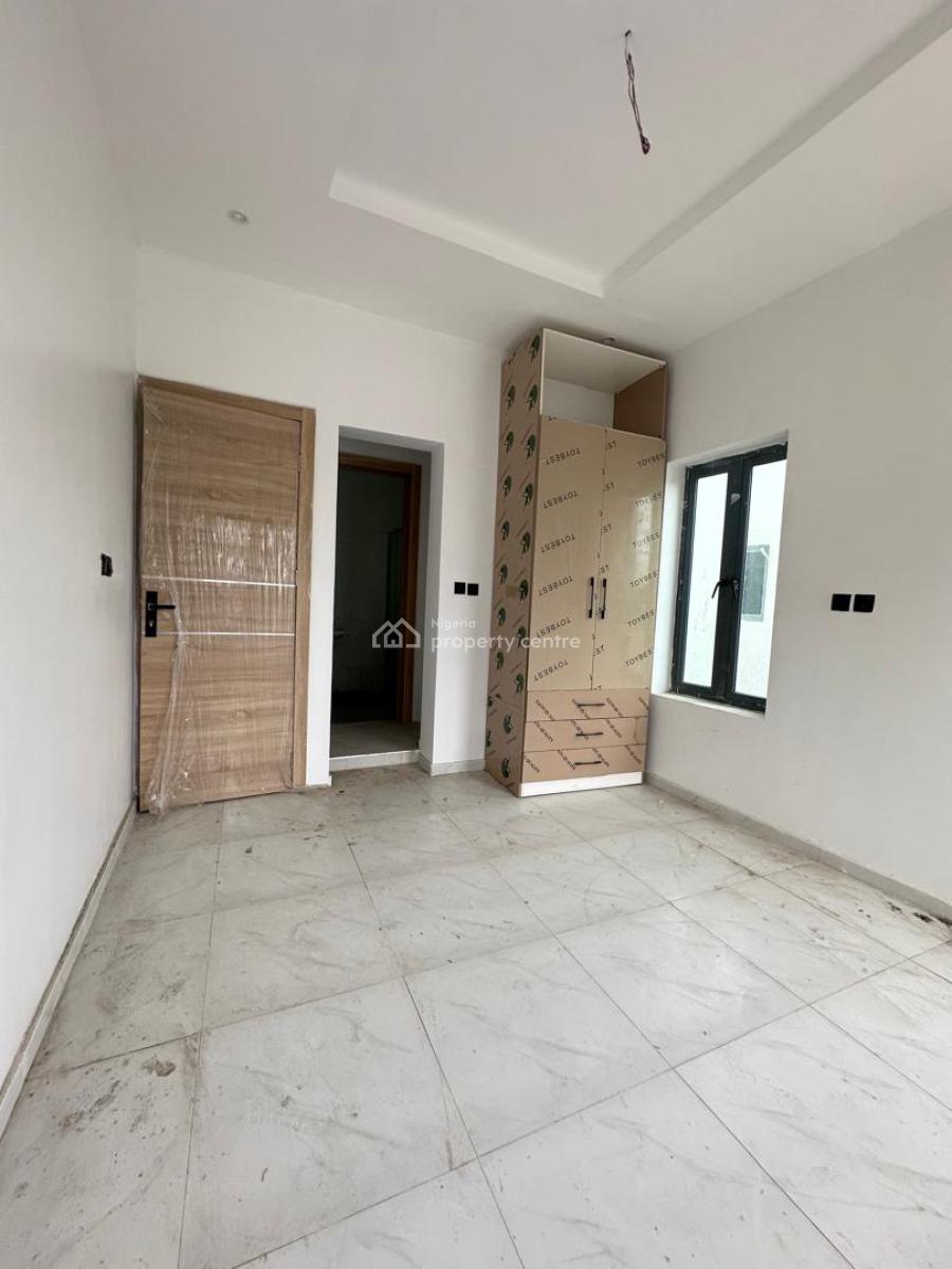 Stylish 5 Bedroom Semi-detached Duplex with Bq and in a Secured Estate, Ikate, Lekki, Lagos, Semi-detached Duplex for Sale