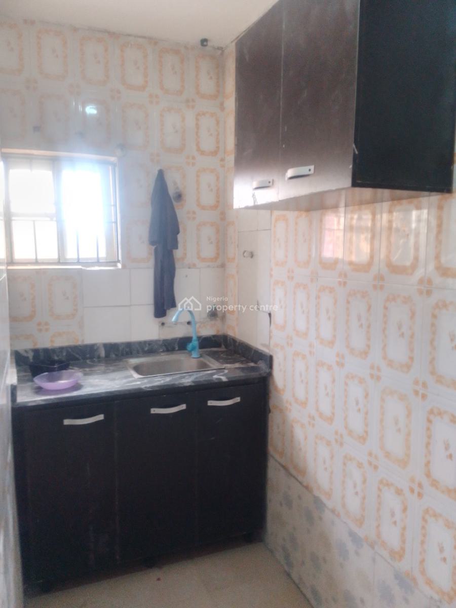 Roomself Contain Upstairs, Off Spg Road Lekki Lagos State, Igbo Efon, Lekki, Lagos, Self Contain (single Rooms) for Rent
