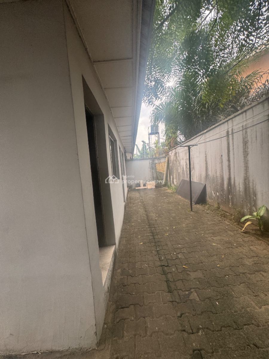 Commercial Use 5bedrooms Detached Duplex with 2bq, Off Admiralty Way Lekki Phase1, Lekki Phase 1, Lekki, Lagos, House for Rent