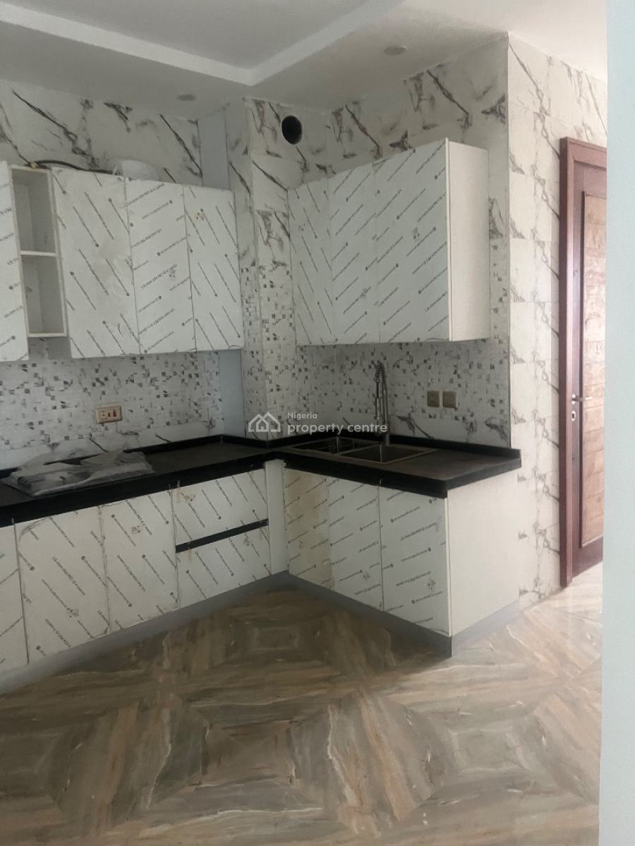 4 Bedroom Terrace, Guzape, Guzape District, Abuja, Terraced Duplex for Sale