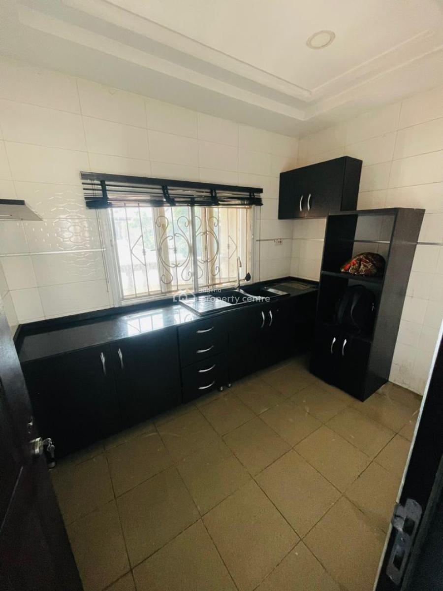 Well Spacious Renovated 3 Bedroom Apartment with Excellent Facilities, Vgc, Lekki, Lagos, House for Rent