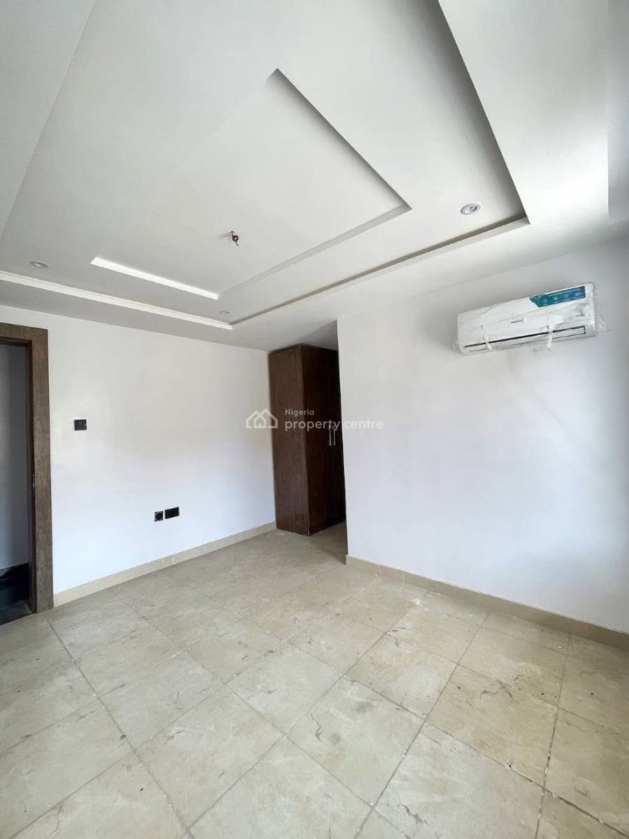 Newly Renovated 3 Bedroom Apartment, Lekki Phase 1, Lekki, Lagos, Flat / Apartment for Rent