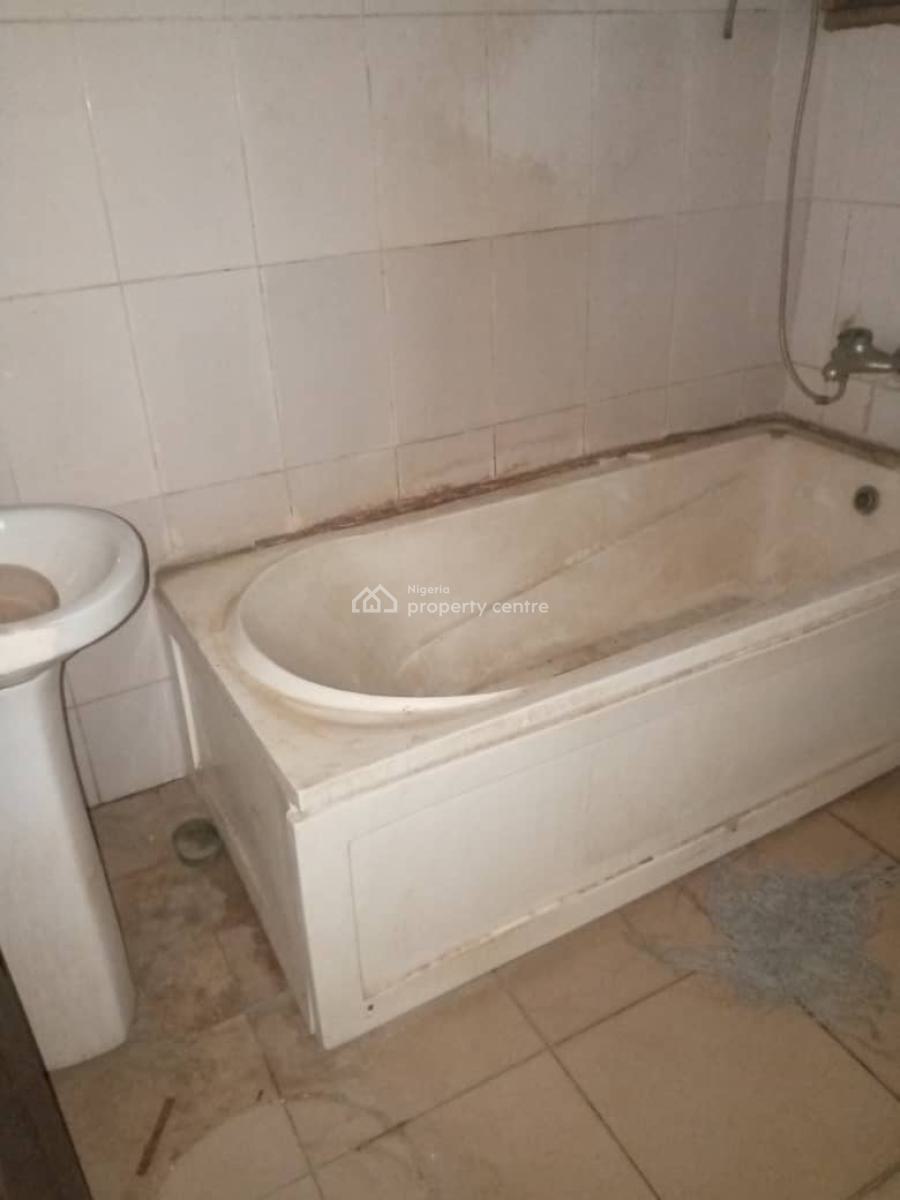 2 Bedroom Flat for Spa Or Office, Wuse 2, Abuja, Flat / Apartment for Rent