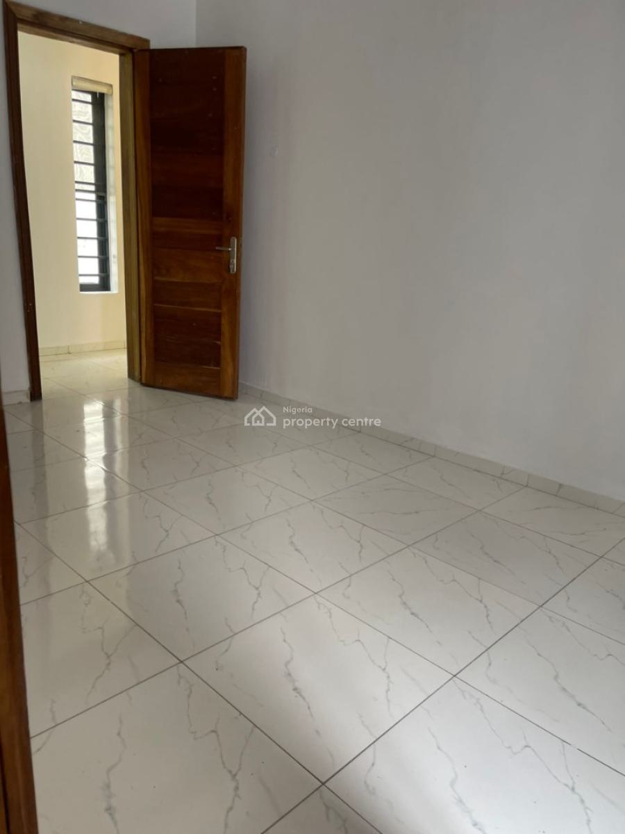 Spacious Masters Bedroom Apartment Available in a Secured Est, Canal West Estate Osapa London Lekki Lagos, Osapa, Lekki, Lagos, Flat / Apartment for Rent