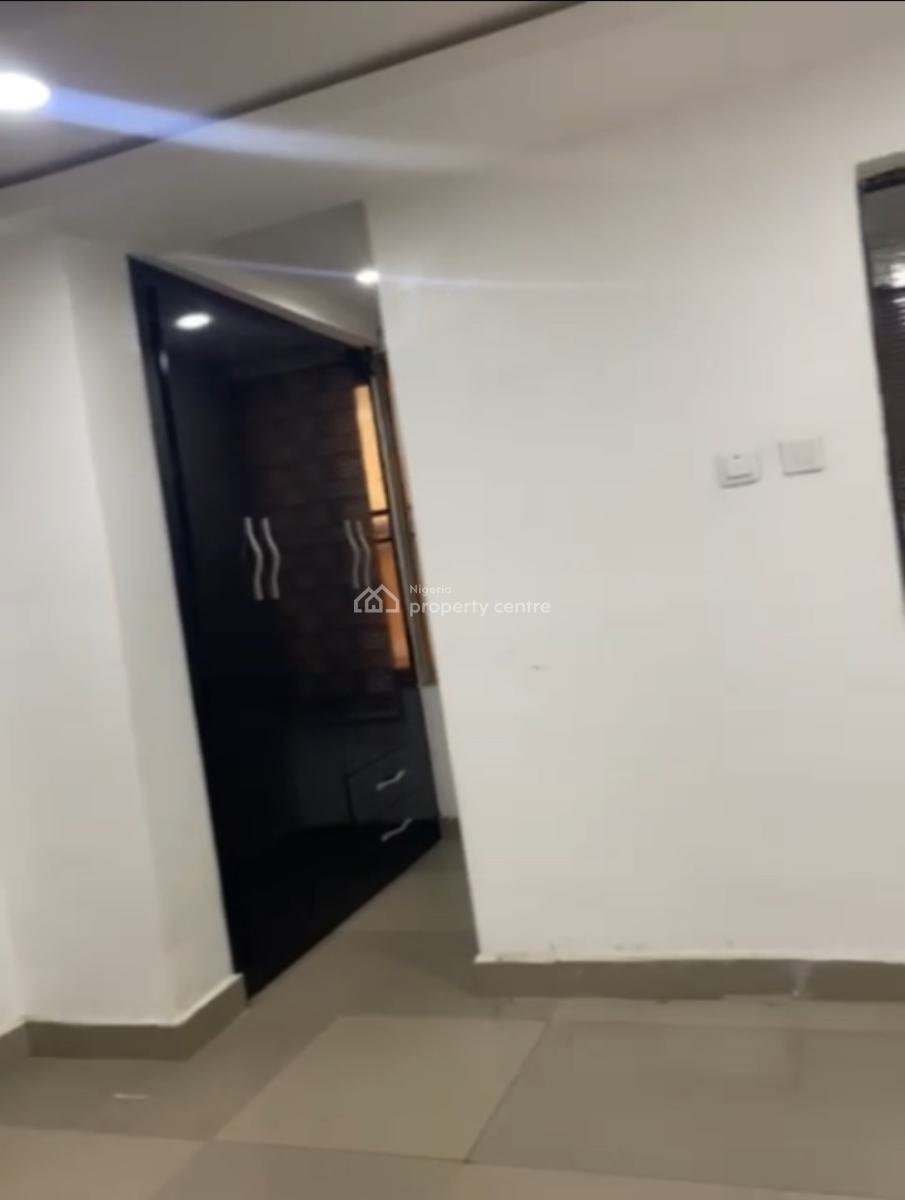 Luxury 1bedroom, Zone 2, Wuse, Abuja, Mini Flat (room and Parlour) for Rent