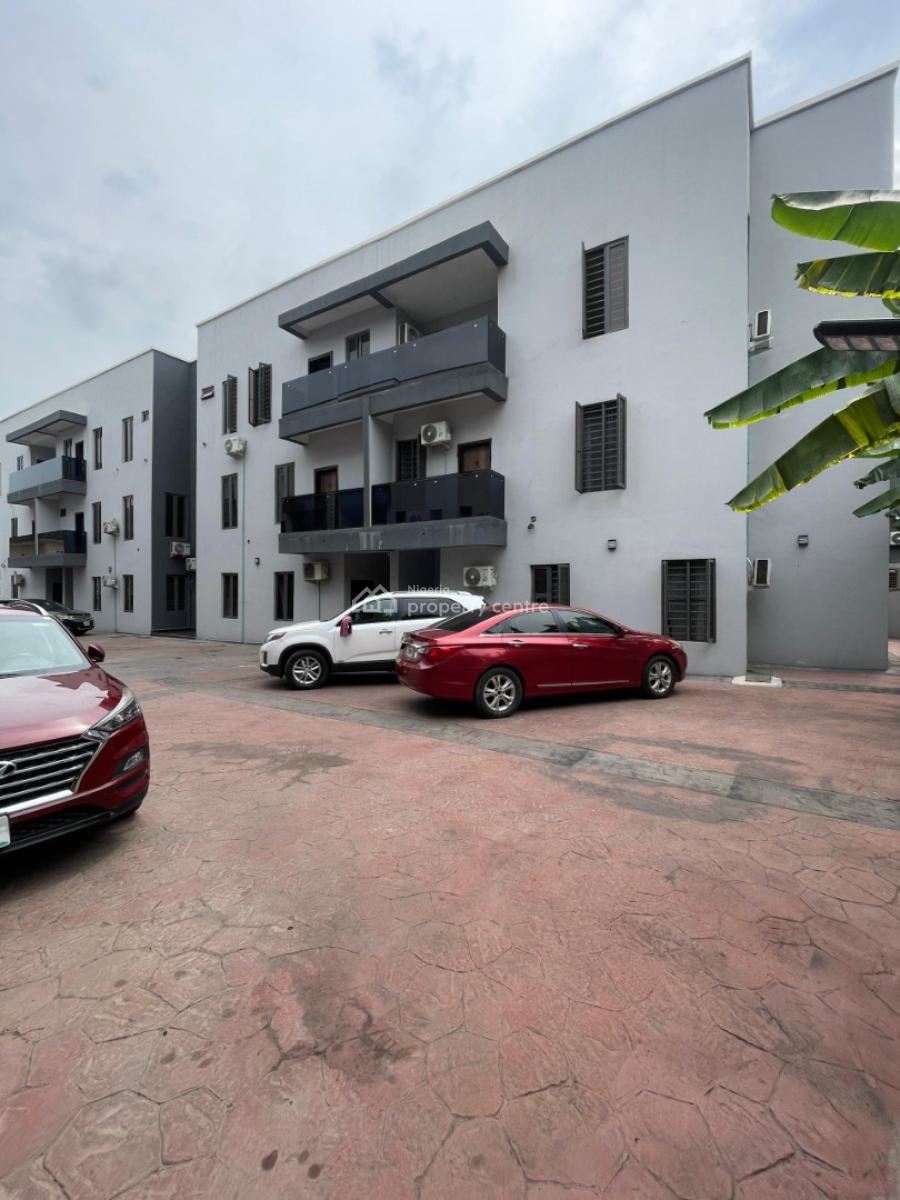 Beautifully Built 3 Bed Apartment with Penthouse and Bq, Maryland, Lagos, Flat / Apartment for Sale
