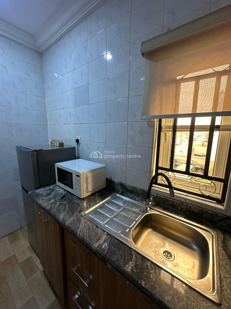 Furnished Studio Apartments, Off Freedom Way, Lekki Phase 1, Lekki, Lagos, Flat / Apartment for Rent