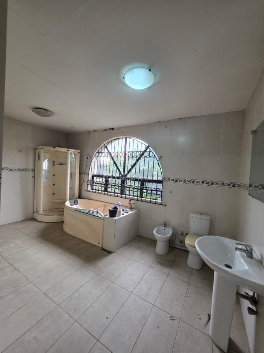 Massive 5bedrooms Detached with 2rooms Bq, Off Duro Simi Etti, Lekki Phase 1, Lekki, Lagos, Detached Duplex for Rent