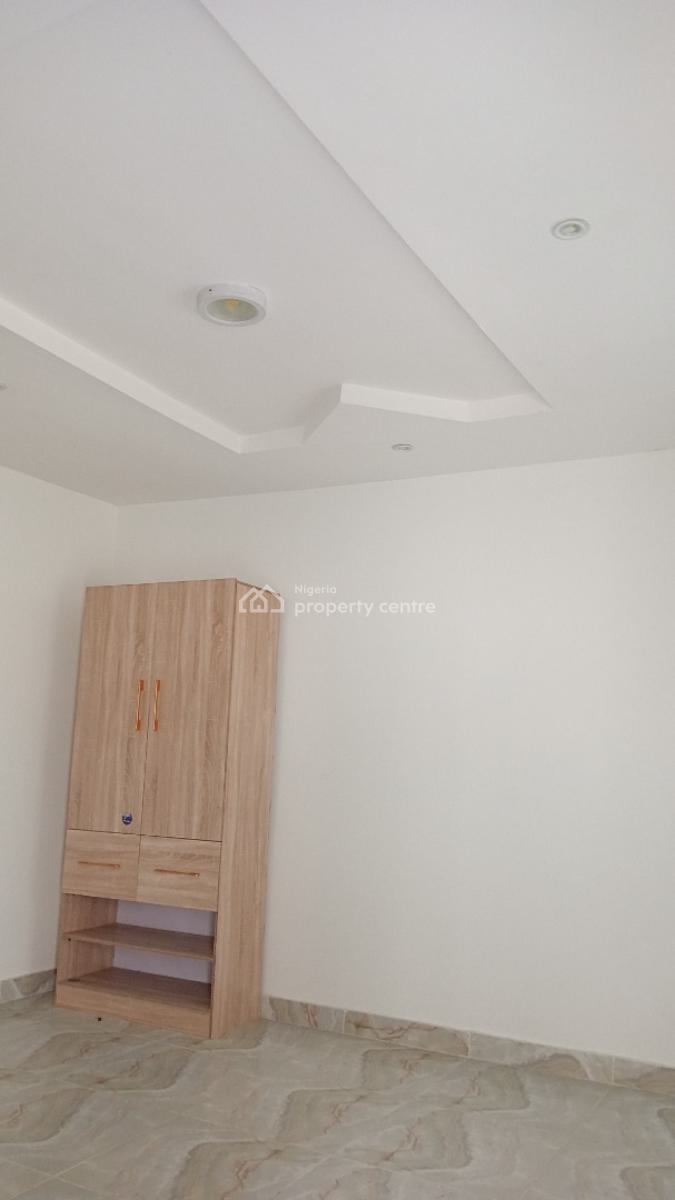 Brand New Topnotch Room and Parlor Self Contain  Flat, Main Bogije Extension, Bogije, Ibeju Lekki, Lagos, Flat / Apartment for Rent