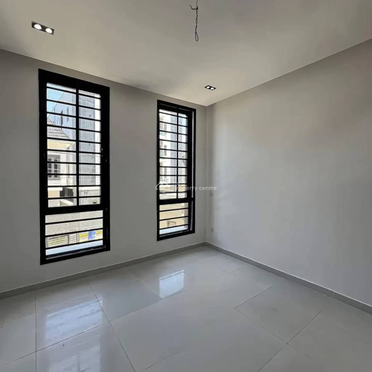 2, Ologolo, Ologolo, Lekki, Lagos, Flat / Apartment for Sale