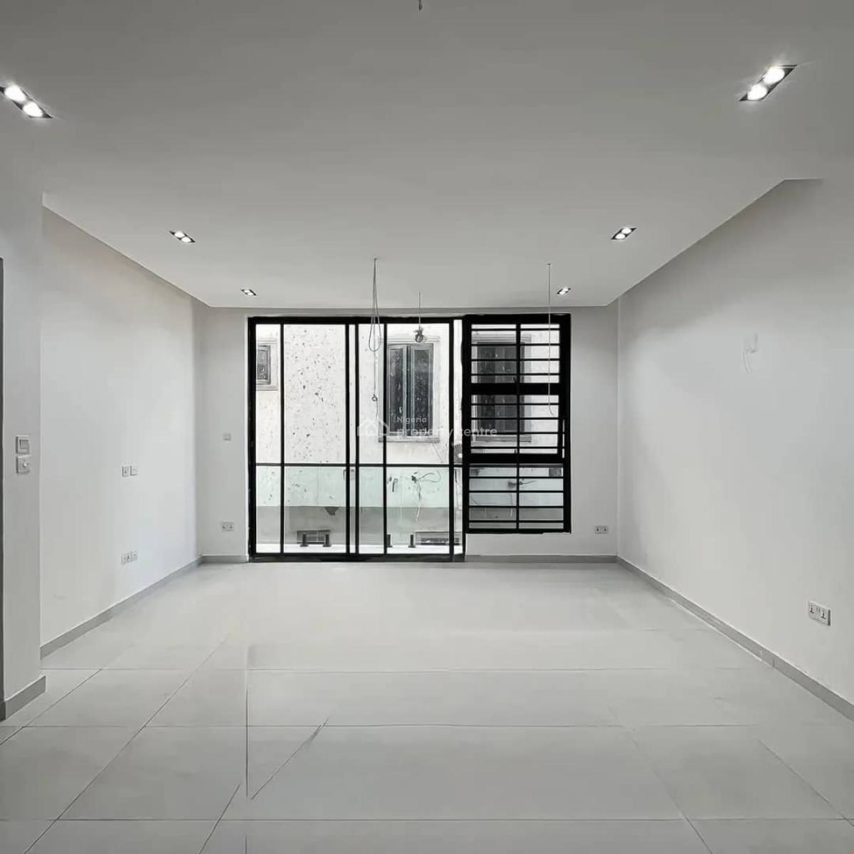 2, Ologolo, Ologolo, Lekki, Lagos, Flat / Apartment for Sale