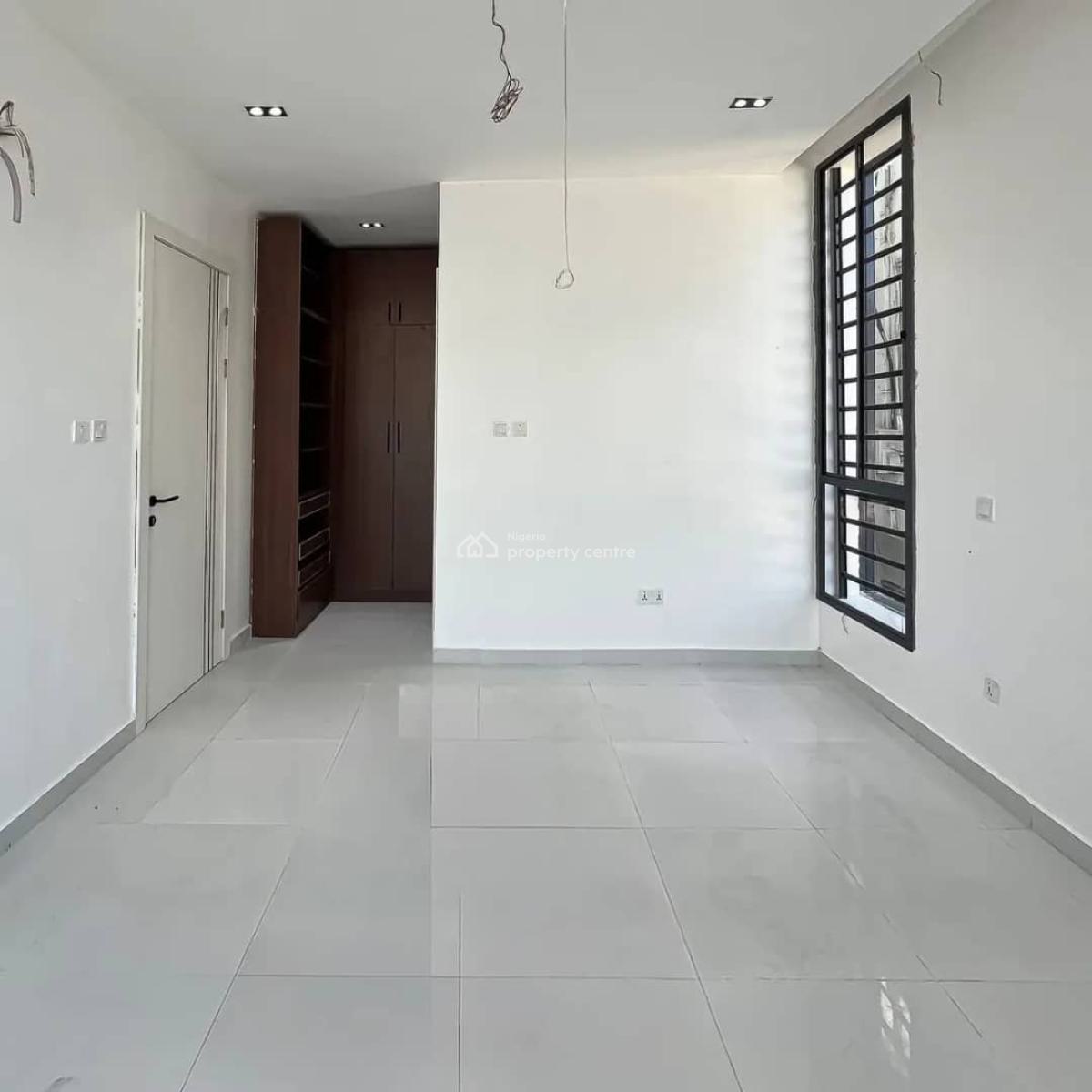 2, Ologolo, Ologolo, Lekki, Lagos, Flat / Apartment for Sale