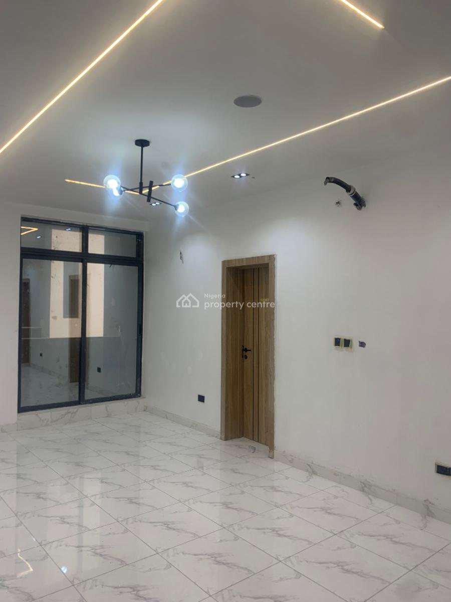 2, Ologolo, Ologolo, Lekki, Lagos, Flat / Apartment for Sale