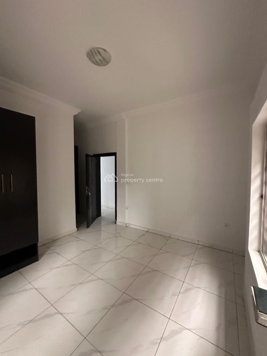 2 Bedroom Apartment, New Road Lekki, Igbo Efon, Lekki, Lagos, Flat / Apartment for Rent
