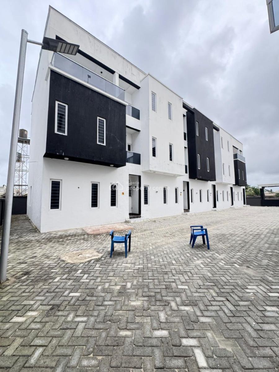 4 Bedroom Terrace with a Bq -, Ajah, Lagos, Terraced Duplex for Sale