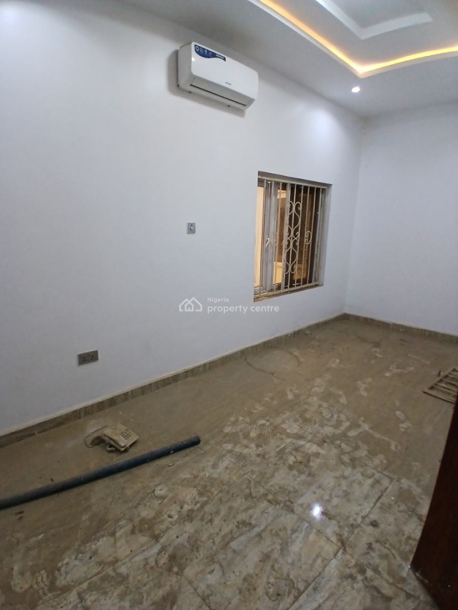 Nice 5 Bedrooms Duplex, 2 Sitting, 1 Study, Guzape District, Abuja, Detached Duplex for Rent