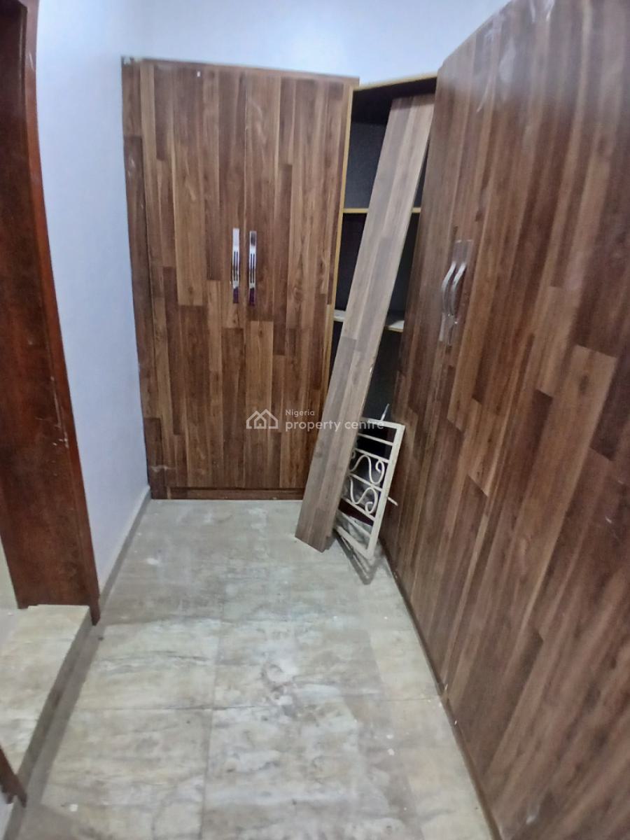 Nice 5 Bedrooms Duplex, 2 Sitting, 1 Study, Guzape District, Abuja, Detached Duplex for Rent