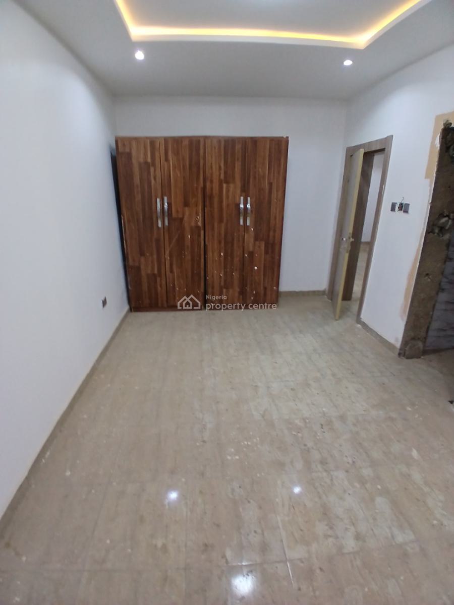 Nice 5 Bedrooms Duplex, 2 Sitting, 1 Study, Guzape District, Abuja, Detached Duplex for Rent