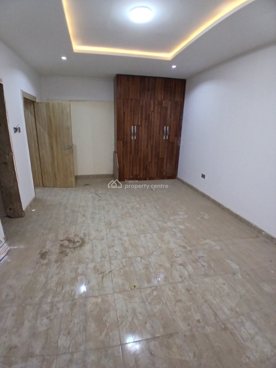 Nice 5 Bedrooms Duplex, 2 Sitting, 1 Study, Guzape District, Abuja, Detached Duplex for Rent