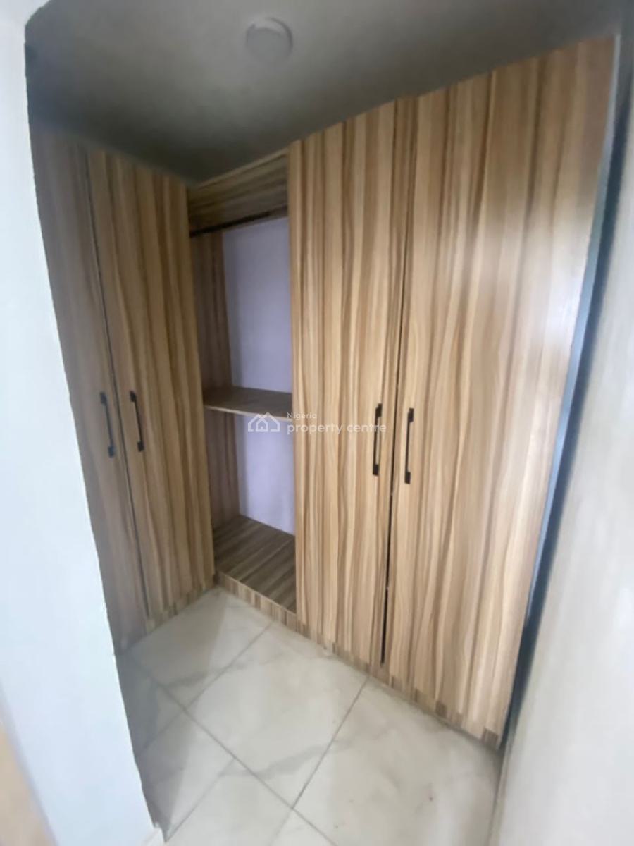 Brand New 3bedrooms Luxury Apartment, Ilasan, Lekki, Lagos, Flat / Apartment for Rent