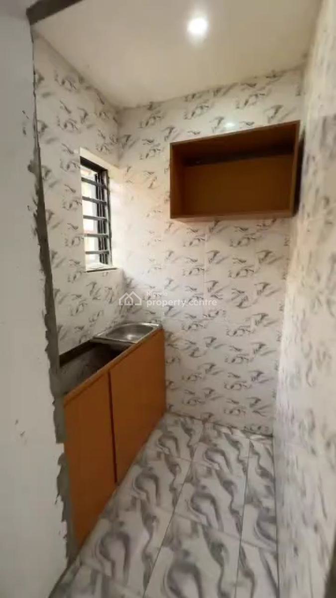 a Newly Built and Spacious Mini Flat in a Very Quiet Neighbourhood, Akoka, Yaba, Lagos, Mini Flat (room and Parlour) for Rent