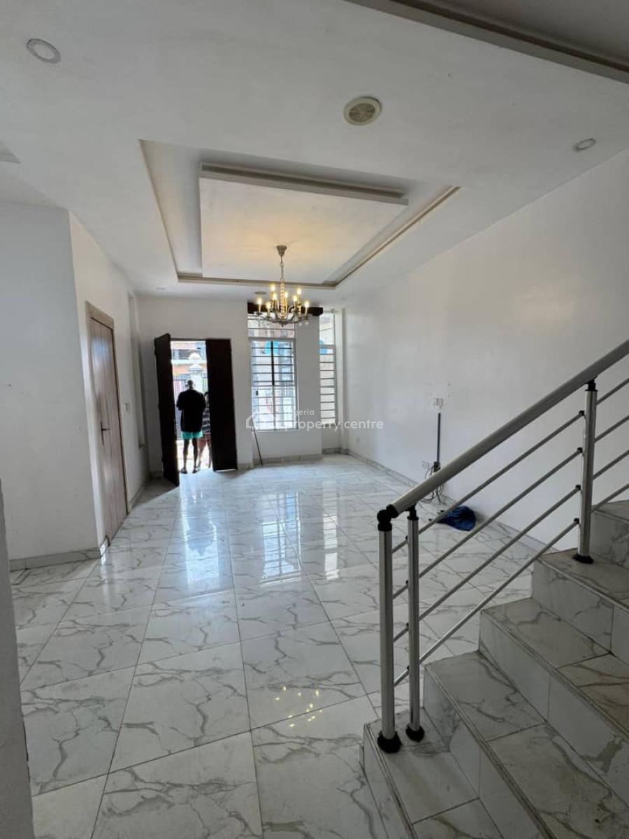 Well Maintained Spacious Luxury 4bedroom Duplex, Chevron, Lekki, Lagos, Semi-detached Duplex for Rent