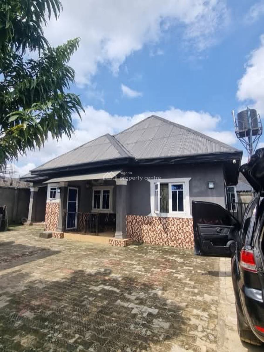 4 Bedroom Detached Bungalow, Palmgrove, Ilupeju, Lagos, Detached Bungalow for Sale