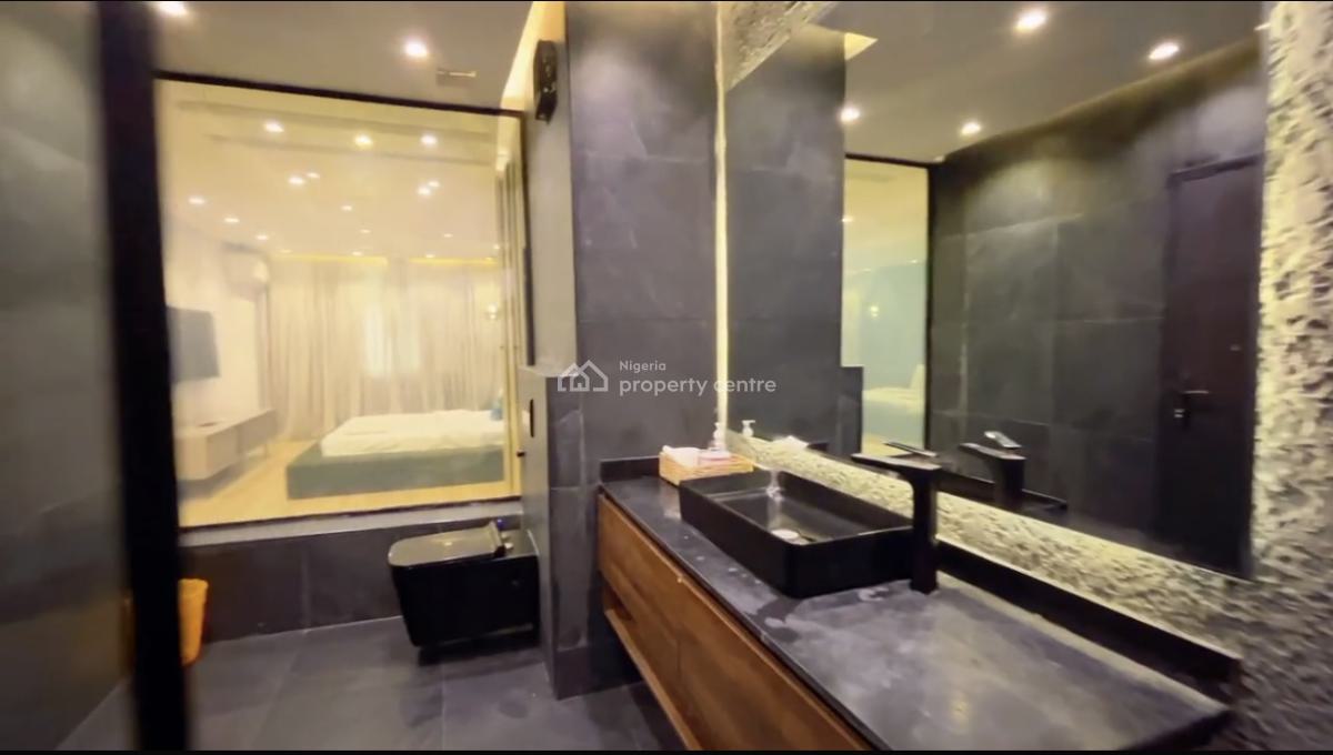 *paris*  Luxurious 2 Bedroom Waterfront Apartment, Lekki Phase 1, Lekki, Lagos, Flat / Apartment Short Let