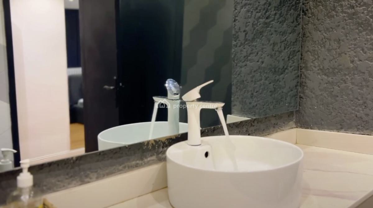 *paris*  Luxurious 2 Bedroom Waterfront Apartment, Lekki Phase 1, Lekki, Lagos, Flat / Apartment Short Let