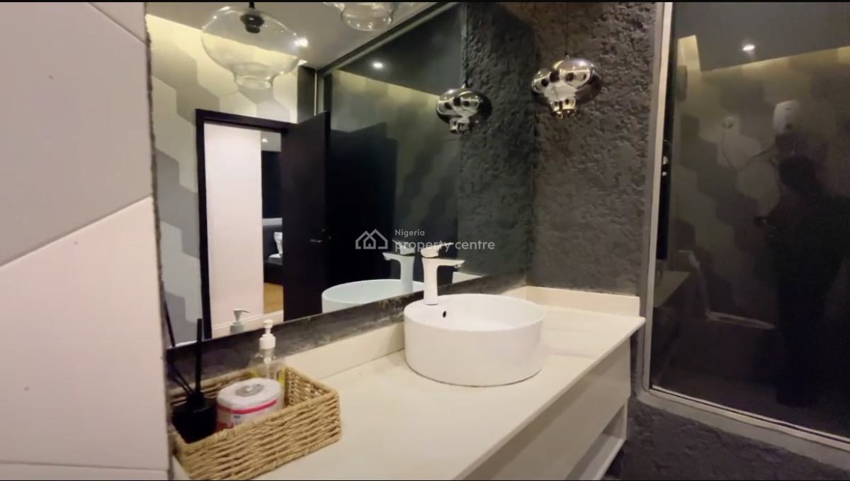 *paris*  Luxurious 2 Bedroom Waterfront Apartment, Lekki Phase 1, Lekki, Lagos, Flat / Apartment Short Let
