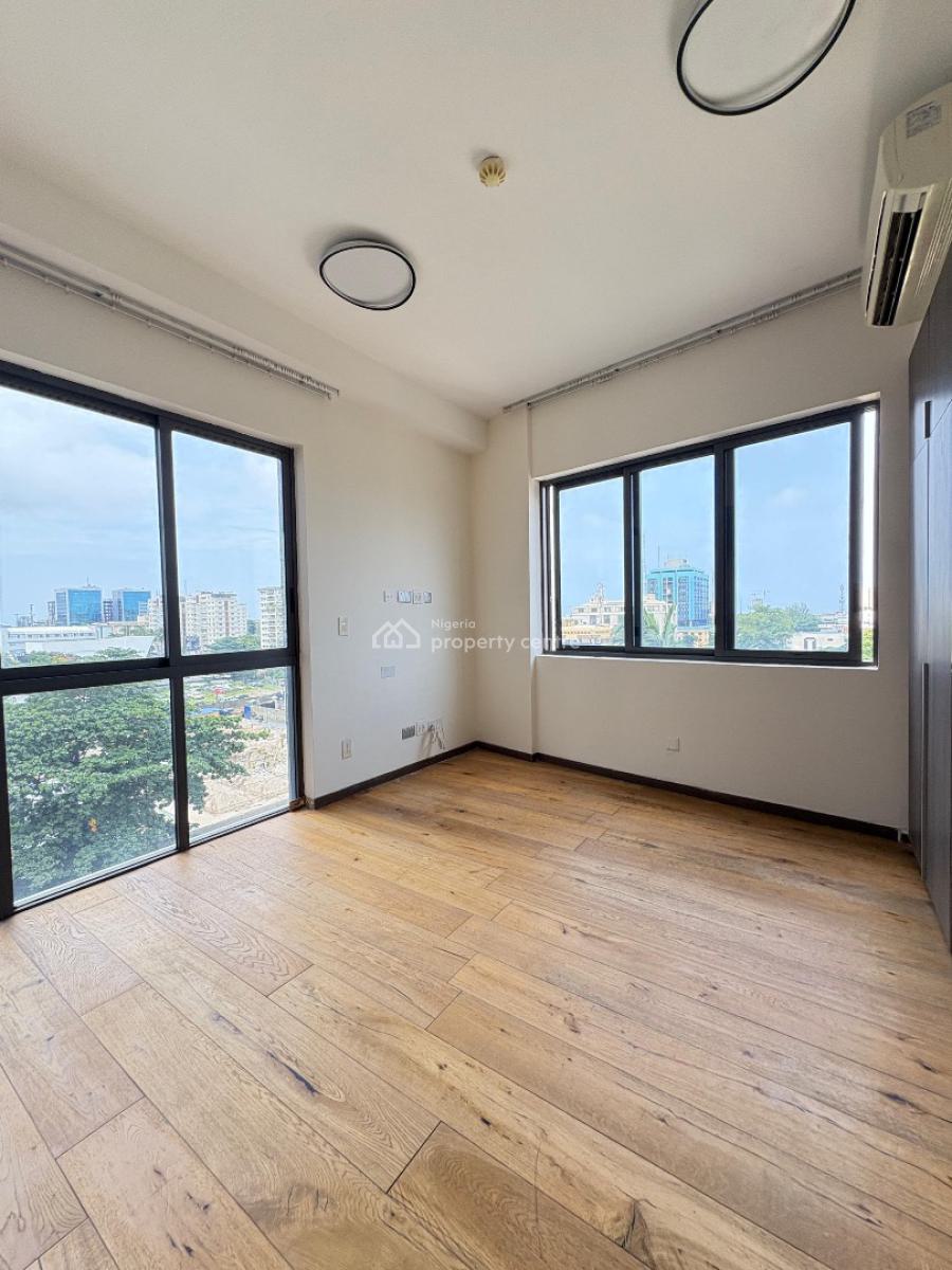 Fully Serviced Cityview 4 Bedroom Apartment + Bq, Pool, Victoria Island (vi), Lagos, Flat / Apartment for Sale