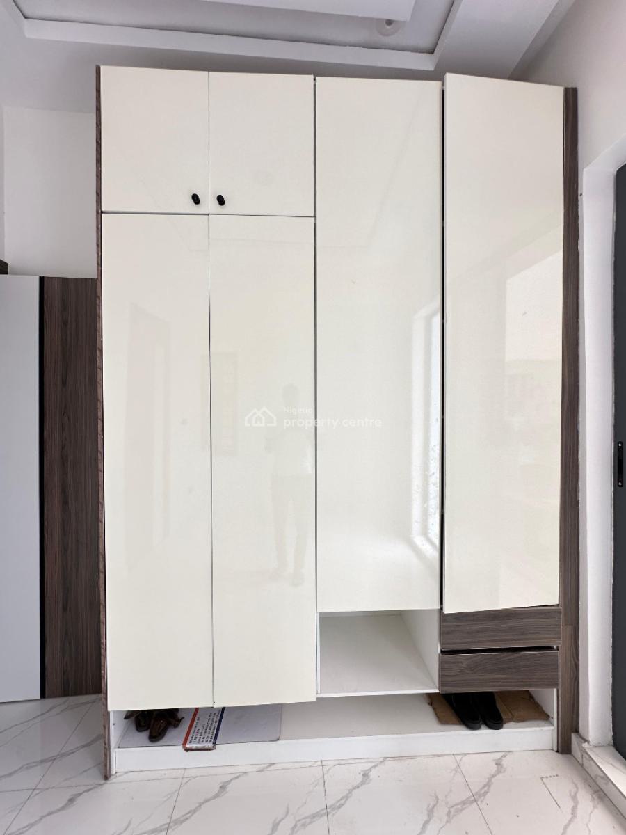 The Eco-friendly 3bedroom Apartment, Lekki Phase 1, Lekki, Lagos, Flat / Apartment for Sale